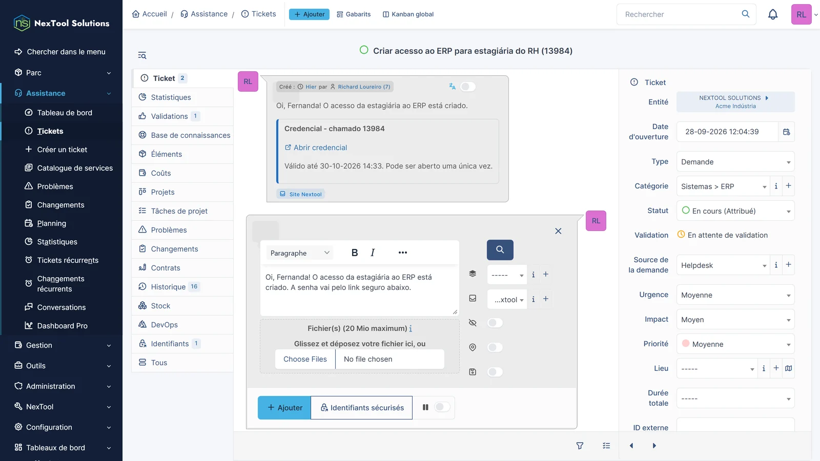 Réponse d'un ticket GLPI avec le bouton Identifiants sécurisés de Vault Send à côté d'Ajouter